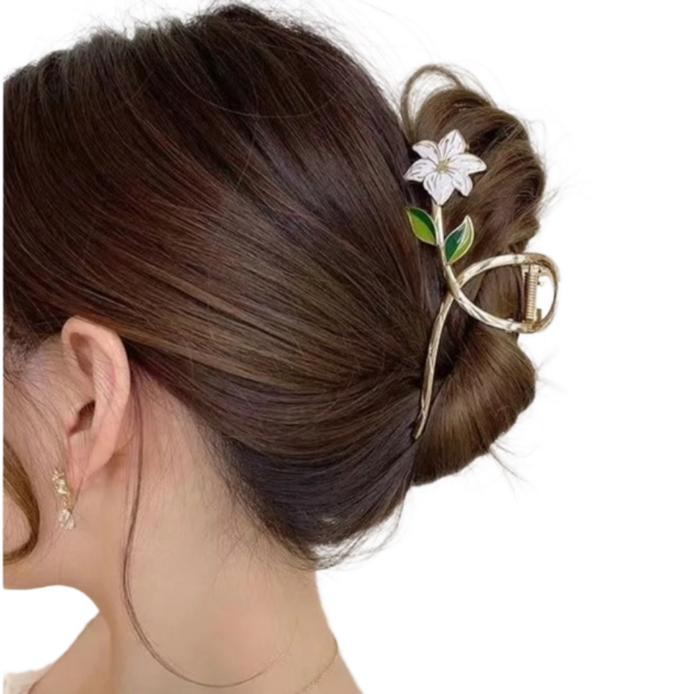 $20 (2 for $30) Beautiful Metal Hair Claw Clip With Painted White Lily Flower